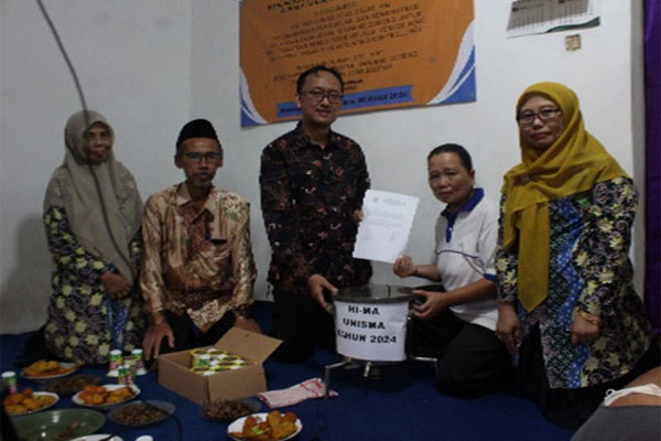 IMPLEMENTASI PENGABDIAN KEPADA MASYARAKAT (ABDIMAS) TAHUN 2024 UPAYA PENINGKATAN PRODUKTIVITAS UKM KERUPUK SINGKONG DI DESA SRIGONCO KABUPATEN&nbsp;MALANG